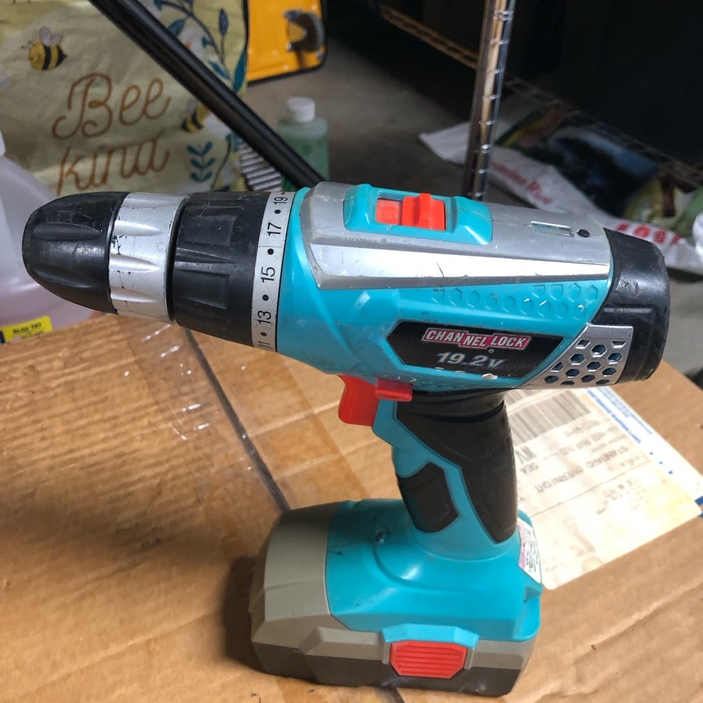 Channellock 19.2V Max 1/2" Cordless Drill Driver Plcd-102 with NeuCell Battery
